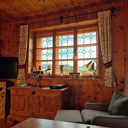Heidi's Haeuschen Tatil Evi *